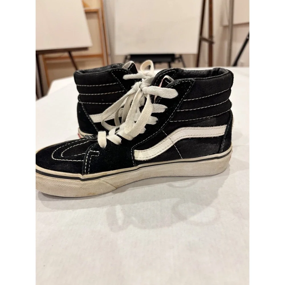 Vans Sk8-Hi High Top Black/White Sneaker Kids Size 2 Fair Condition